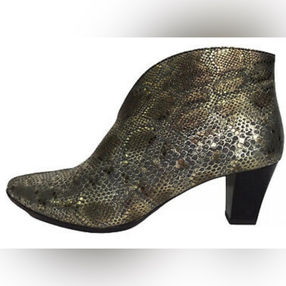 Ara Tala2 Ankle Boots in Bronze Snake Leather 9.5 US